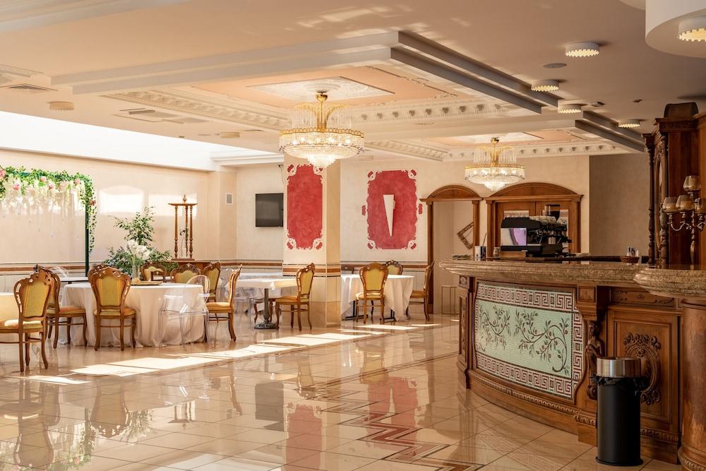 Hotel Palace - Alihotels 4*