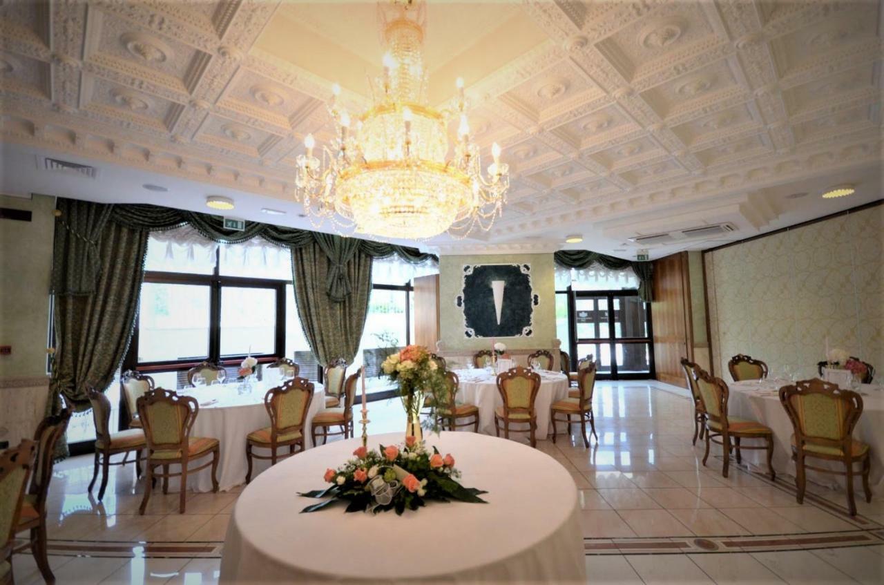Hotel Palace - Alihotels